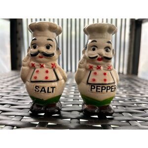 Vintage Chef Mates Salt & Pepper Shaker Set Toleware Design